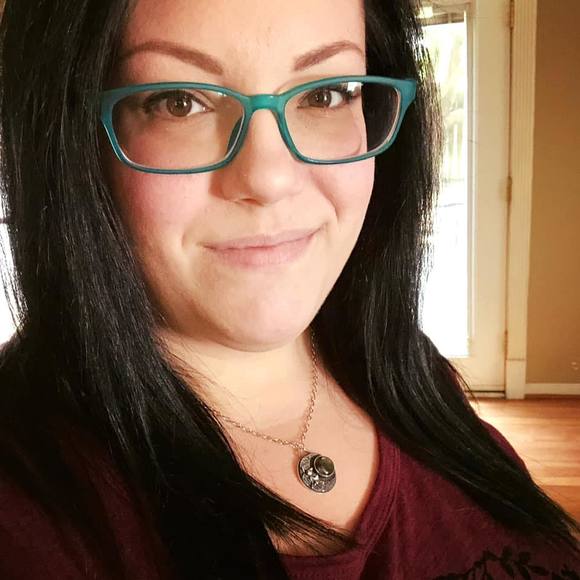 Meet your Posher, Kristina - Picture 1 of 1